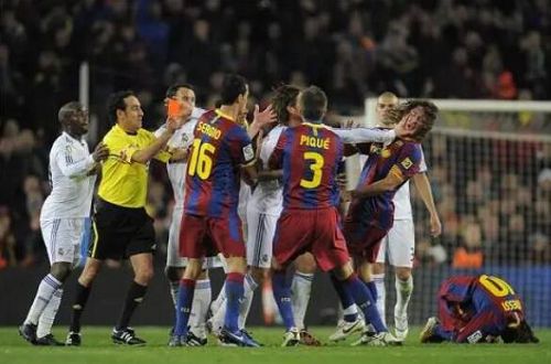  法甲焦点战：尼斯 VS 洛里昂，谁能突破困境？